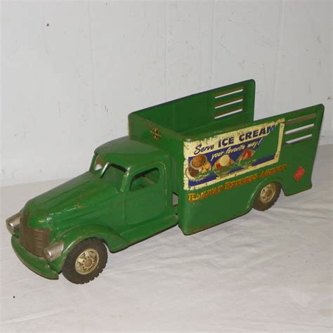 bargain john s antiques antique buddy l railway express agency tin toy truck bargain john s