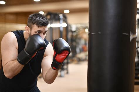 Beneficios de golpear el saco de boxeo - Tienda suplementos deportivos