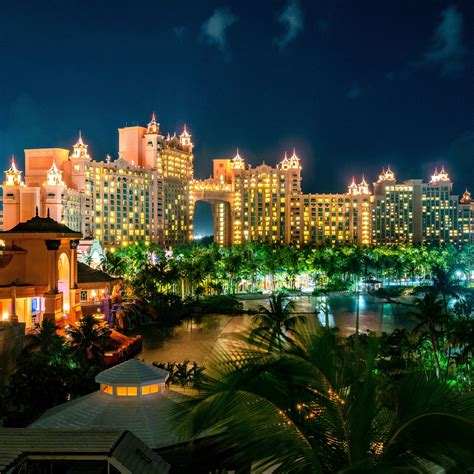 Have You Been Lucky Enough To See The Famed Atlantis Resort At Night