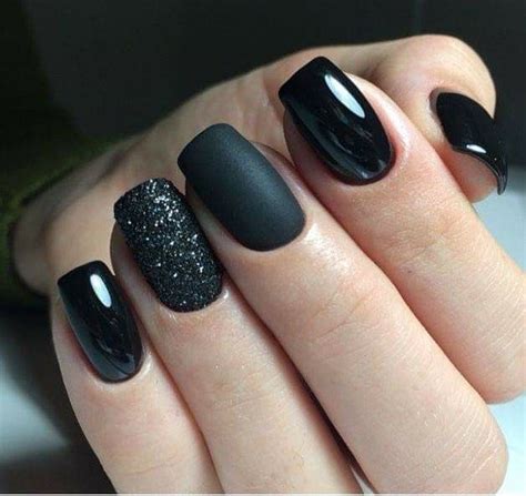 Ver más ideas sobre uñas negras, diseños de uñas negras, manicura de uñas. Pin de Cinthya Rojas en diseños uñas | Arte de uñas negras ...