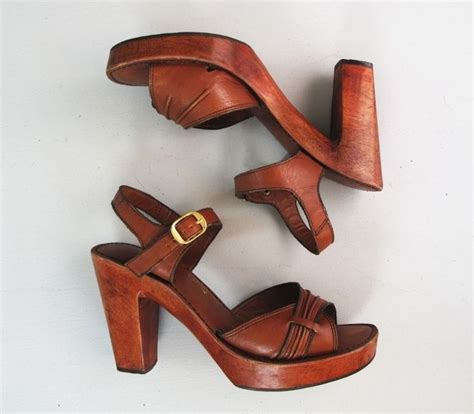 med tech Запись со стены wooden heels sandals women shoes heels