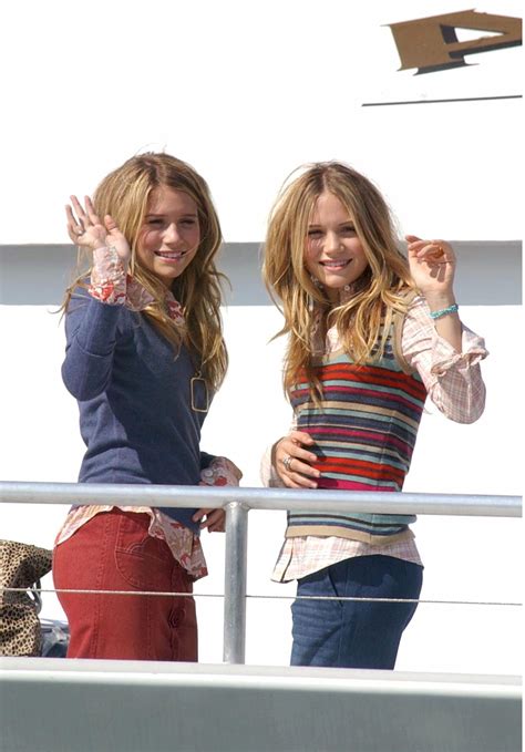 Pin By Pumila 23 On Olsen Sisters Ashley Mary Kate Olsen Olsen Twins Mary Kate Olsen
