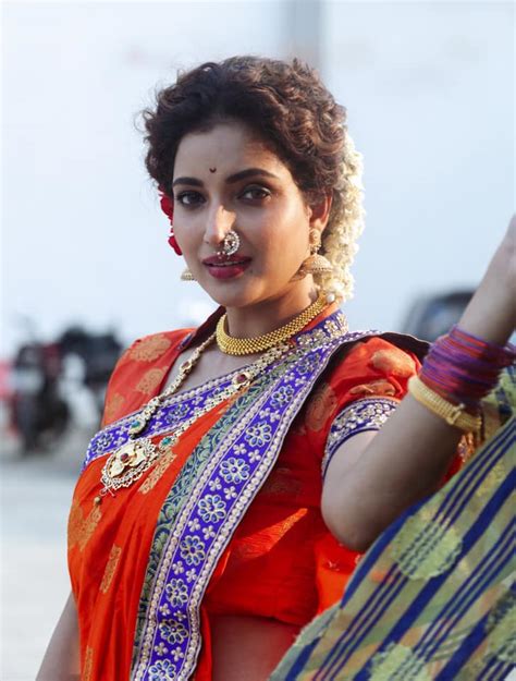 Rupali Bhosale In Saree Marathitrends