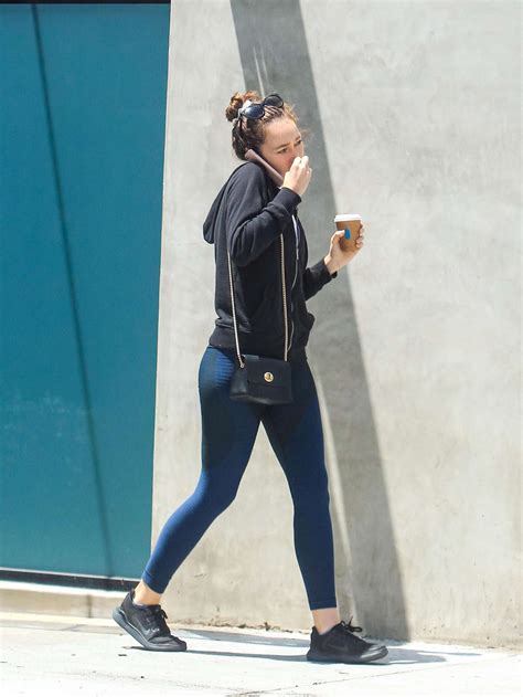 Alycia Debnam Carey Out In Beverly Hills 05 Gotceleb