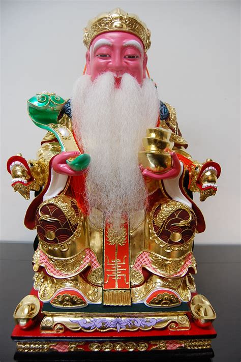 This tsai shen yeh statue measures about 9.2 inches tall. CHINESE GODS OF WEALTH: Earth God Of Wealth - Fu De Zheng ...