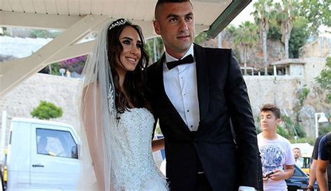 Yılmaz, eski eşi i̇stem atilla ile barıştığını sosyal medyadan duyurdu. Burak Yılmaz, eski eşi İstemi Atilla ile yeniden nikah ...