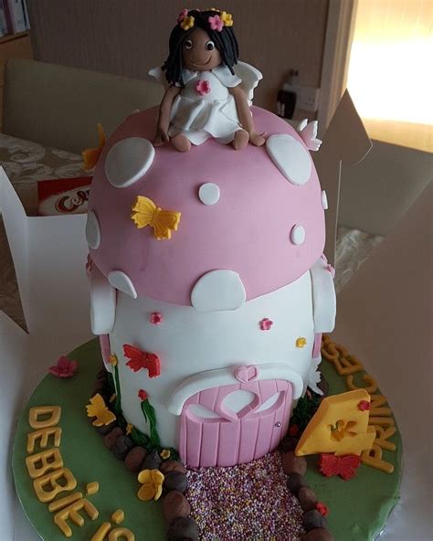 Plus, 15,000 vegfriends profiles, articles, and more! Fairy mushroom cake . fairy cake (With images) | Mushroom ...