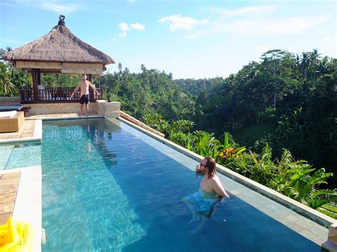 Diện tích khuôn viên đất: Cận cảnh hồ bơi đẹp nhất thế giới giữa núi rừng Bali ...