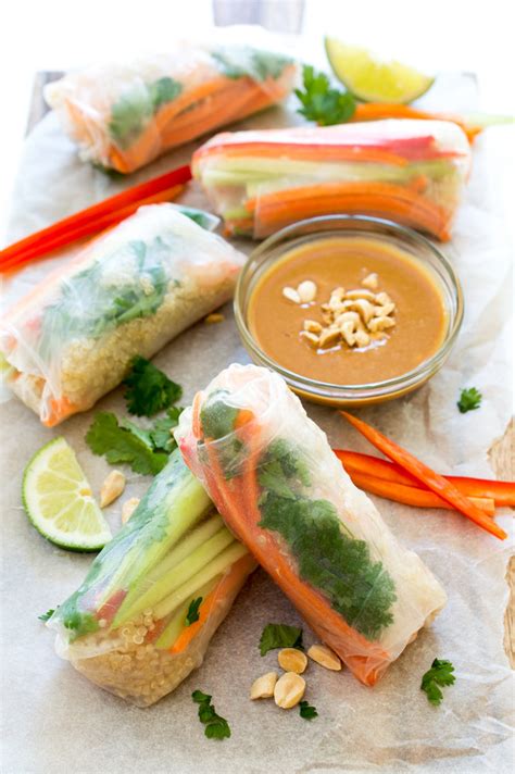 Spring roll skins are a delicious and healthy wrap that's made with rice paper. 10 Resep dan Cara Membuat Salad Roll Vietnam Lezat, Cocok ...