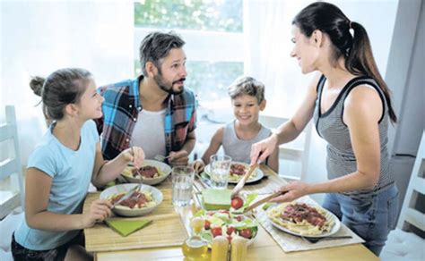 Comer En Familia Tips Para Que Todos Se Sientan Integrados