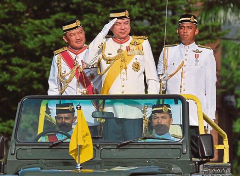 Download kor kesihatan diraja logo for free in eps, ai, psd, cdr formats from the list of logos found below. Prestasi Kor Kesihatan Diraja dipuji | Harian Metro