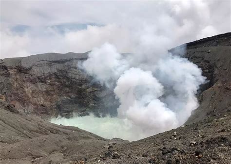 8 Volcano Tours You Can Visit Around The World Tallypress