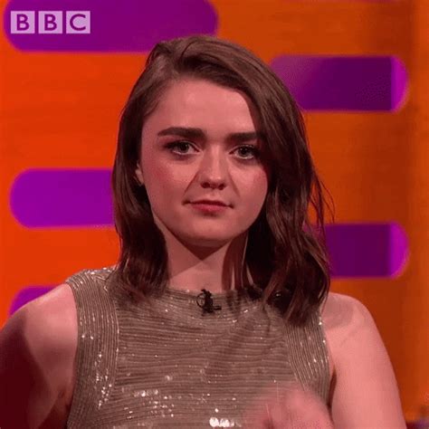 Maisie Gifs Find Share On Giphy