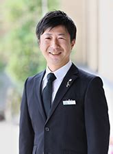 家族世襲 / 家族世袭 ― jiāzú shìxí ― hereditary succession. ルミーナホール春日：葬儀場を探す：丹波市｜丹波・神戸・三田の家族葬・葬儀・葬式・斎場なら家族葬の ...