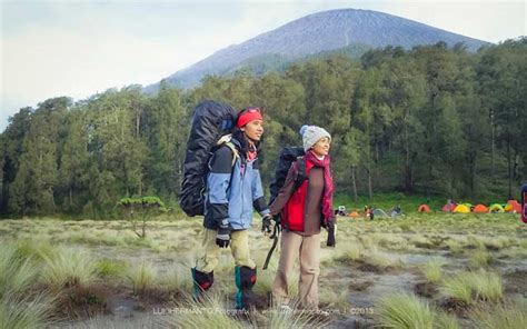 Check spelling or type a new query. Beginilah Tips Aman Foto Prewedding di Gunung