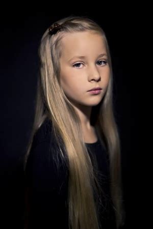 Beemsterboer speelde de hoofdrol van bo in de film vechtmeisje. Aiko Beemsterboer :: Filmography