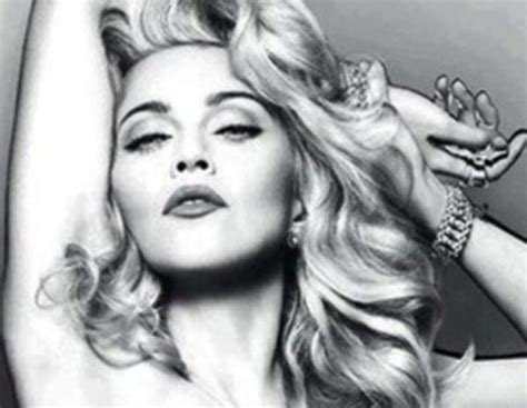Madonna Posa Desnuda Para Promocionar Su Nueva Fragancia Bekia Belleza