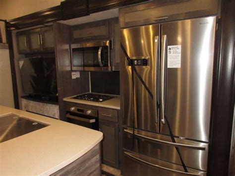 Park trailers and destination trailers for sale in texas great for temporary housing or extended stays. 2019 CrossRoads Hampton 364MBL TWO STORY FRONT BEDROOM ...