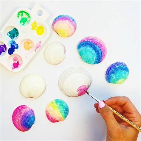How To Make Painted Sea Shells With Puffy Paint