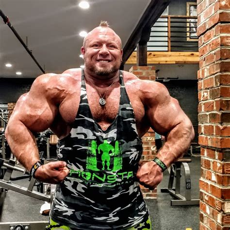 Top 6 Freakiest Bodybuilders With Crazy Mass Monster Physique Gym Tips