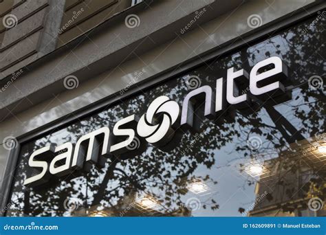 Samsonite Logo On Samsonite Store Editorial Photo Image Of City