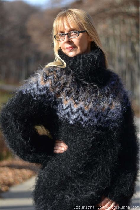 Hand Knitted Fuzzy Icelandic Mohair Sweaterim24