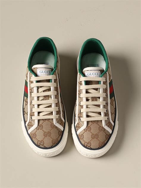 Viimeisimmät twiitit käyttäjältä gucci (@gucci). GUCCI: Tennis 1977 sneakers with Web band | Sneakers Gucci ...
