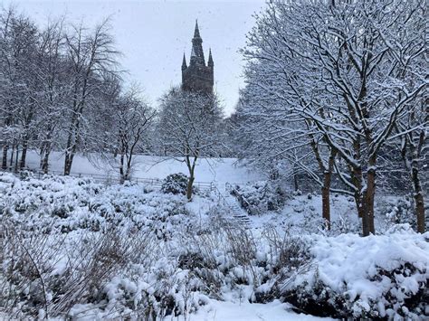 Glasgow Weather City Transformed Into Winter Wonderland In Stunning