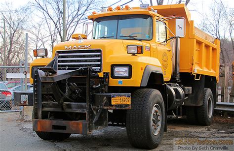 Village Of Ardsley Ny Highway Dept Truck 2 1997 Mack Rd W Flickr