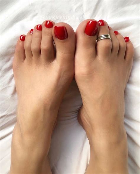 👣 Her Sexy Feet 👣 On Twitter Sexy Feet Beautiful Toes Long Toenails