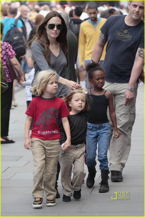 Browse 399 vivienne marcheline jolie pitt stock photos and images available, or start a new search to explore more stock photos and images. Miniature celebrity!: KNOX LEON AND VIVIENNE MARCHELINE ...