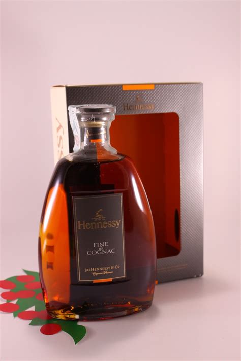 Hennessy Fine De Cognac 40 70 Cl Ebay