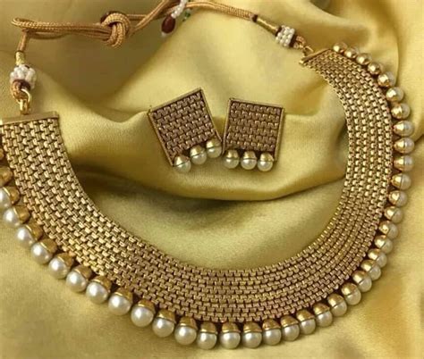 Shinning Gold Plated Pearl Ram Necklace Set On Indian