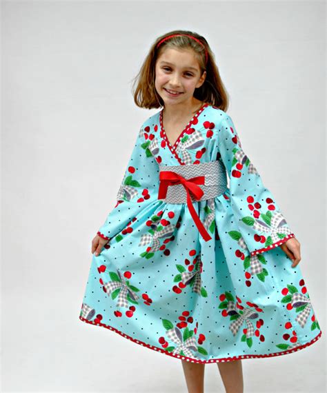 We believe in helping you find the product that is right for you. Girls Kimono Dress, Girls Dresses, Flower Girl Dress ...