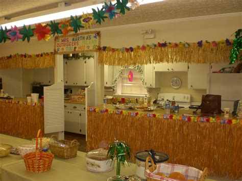 Beach and coastal decorating ideas are great for making the blue turquoise water and the white sandy beaches a part of your home décor. Decorating | Island decor, Vbs, Vbs crafts