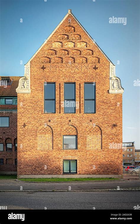 Old Industrial Brick Warehouse Building Hi Res Stock Photography And