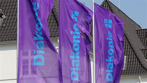 Sie ist gelebter glaube, präsente liebe unsere diakonie versorgt pflegebedürftige und kranke menschen ohne rücksicht auf herkunft, nationalität. Diakonie veröffentlicht Empfehlungen zum Umgang mit ...