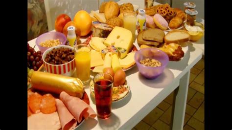 Dann sind sie hier genau richtig! Zutaten für ein Brunch für ein Spätfrühstück - YouTube
