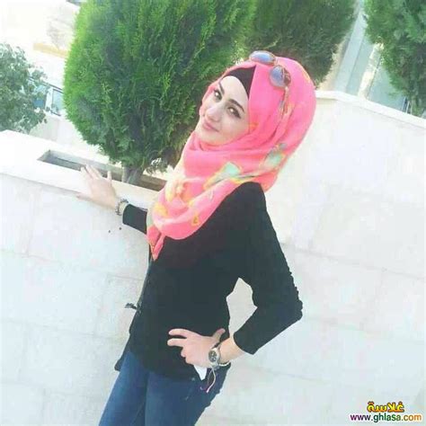 اسمي خديجة المنتصر، عمري 27 سنة من المغرب وساكنة في دبي ، ابحث عن