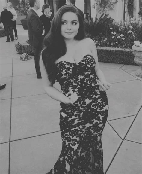 ariel winter shows off killer curves for prom night the hollywood gossip