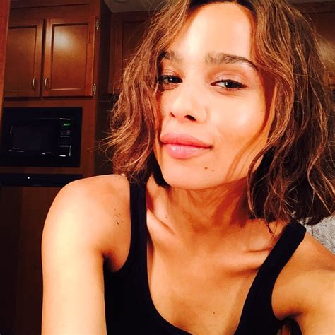 Zoe Kravitz Debuts Short Hair See Her Bob