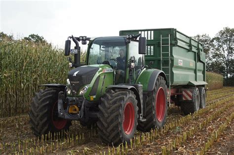 The volume of the fuel tank, l: Fendt Vario 724 S4 mit Agroliner Kipper - Modding Welt