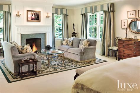 A Cozy Bedroom Sitting Area Luxe Interiors Design