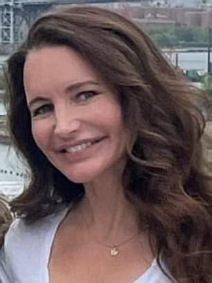 Satc Star Kristin Davis Sparks Plastic Surgery Rumors After Appearing In Trailer For Hbo Spinoff