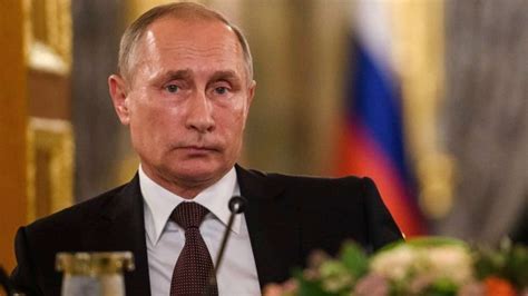 Kremlin rejects reports of Russian President Vladimir Putin quitting 