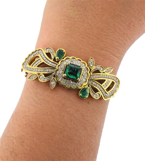 diamond emerald gold bangle bracelet for sale at 1stdibs