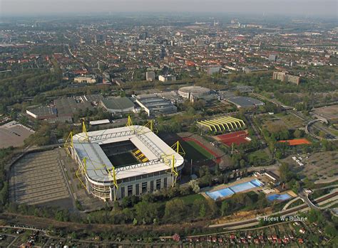 Minecraft wir bauen das borussia dortmund stadion #001* (hd) das spielfeld. Dortmund, Borussia-Stadion (Signal-Iduna-Park) Foto & Bild ...