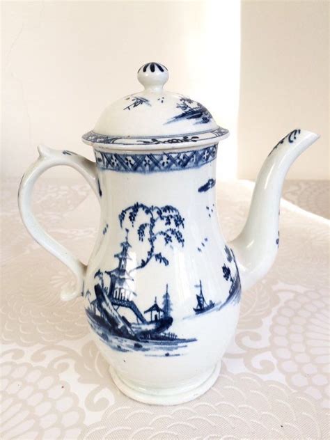 Lowestoft Coffee Pot Blue White 1700s English Delftware Etsy