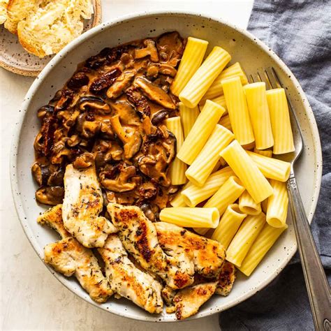 Chicken Mushroom Pasta Ready In 30 Minutes Fit Foodie Finds