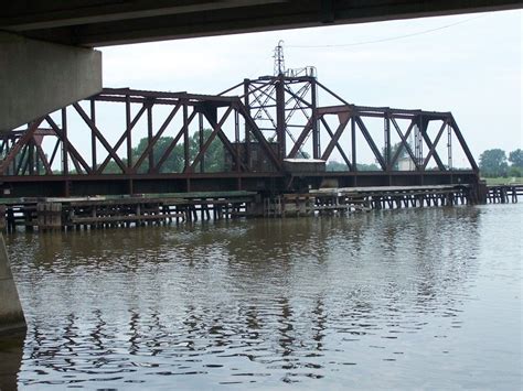 Bay City Mi Tridge Crossing The Saginaw River Bay City Bay City